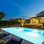 Casa de Férias Marija Petehi
