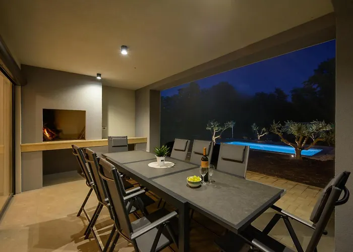 Semesterbostad Marija *