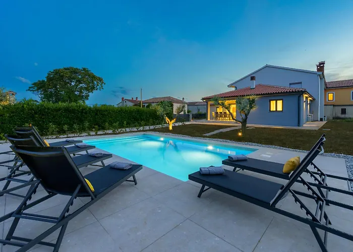 Marija Semesterbostad Petehi