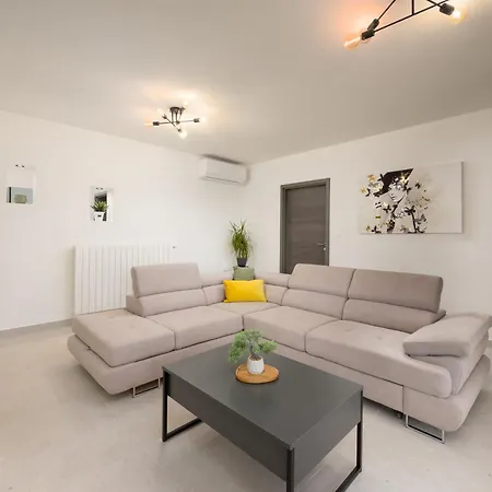 Ferienhaus Marija Petehi